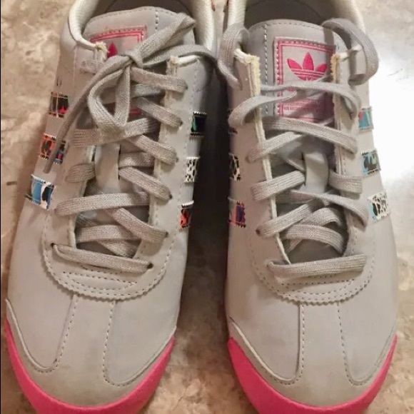 Somoa ADIDAS 5.5 like new. (fit like 6/6.5) - Picture 2 of 5